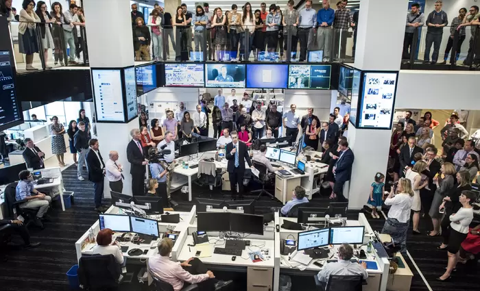 Μεγάλος δημοσιογραφικός οργανισμός εφαρμόζει υποχρεωτικό εμβολιασμό