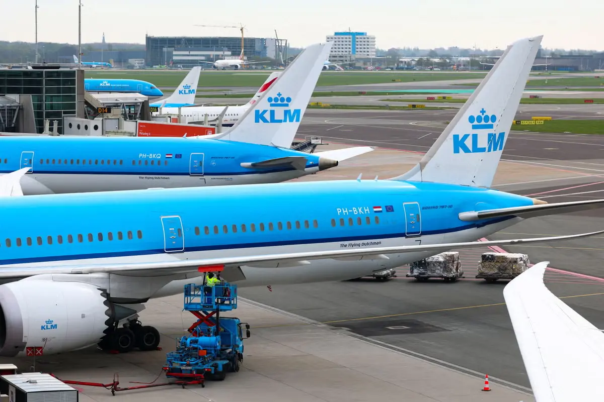 KLM: Ακυρώνει 150 πτήσεις λόγω εκτίναξης τιμών στα αεροπορικά καύσιμα