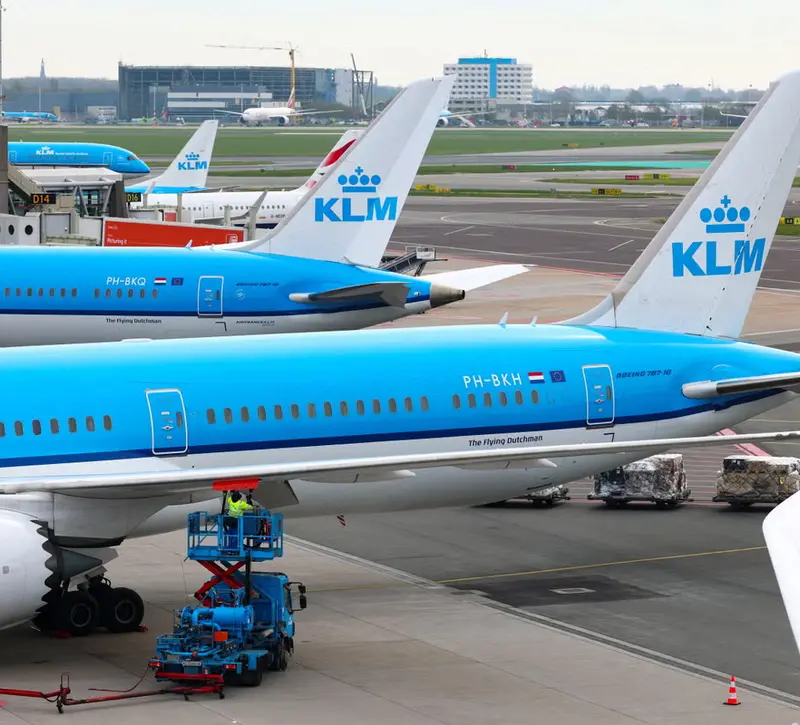 KLM: Ακυρώνει 150 πτήσεις λόγω εκτίναξης τιμών στα αεροπορικά καύσιμα