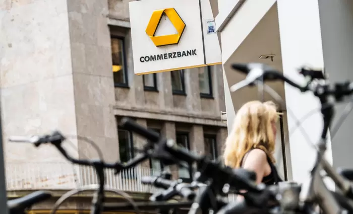 Commerzbank: Η Γερμανία ανοίγει την πόρτα για πώληση του 12,7% στη UniCredit
