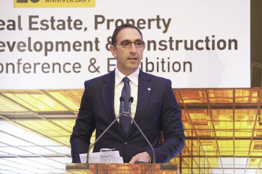 Παρεμβάσεις σε τέσσερις άξονες για προσιτή στέγη – Τι παρουσίασε ο ΥΠΕΣ