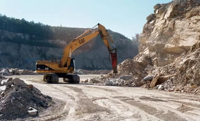 Λατομεία: Προειδοποιήσεις για ελλείψεις υλικών και ανάγκη επέκτασης