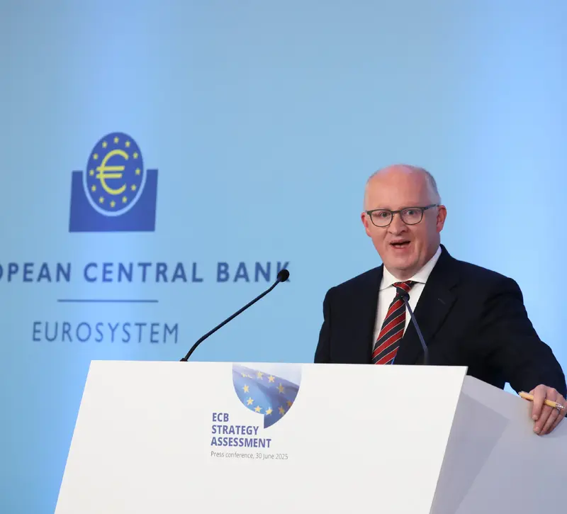 Λέιν (ΕΚΤ): Κοντά στο 3% ο πληθωρισμός στην ευρωζώνη έως το τέλος του 2026