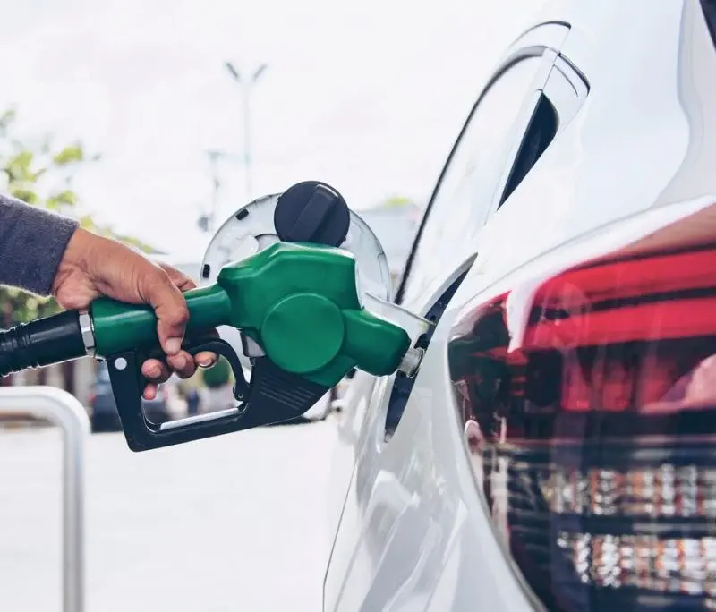 Φθηνά ακόμα τα καύσιμα στην Κύπρο παρά το μπαράζ αυξήσεων – Πόσο «ανέβηκαν» φέτος οι τιμές