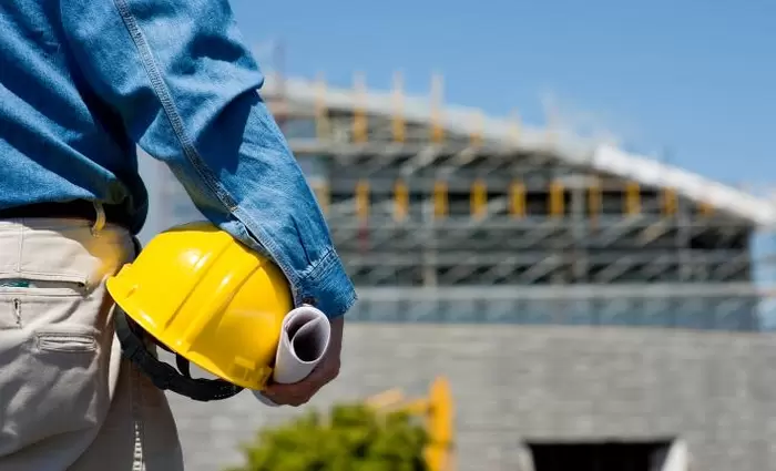 Πολλαπλά τα ανοιχτά μέτωπα για τον Υπ. Εργασίας- Φωνές για συμβάσεις που εκκρεμούν