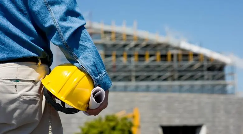 Πολλαπλά τα ανοιχτά μέτωπα για τον Υπ. Εργασίας- Φωνές για συμβάσεις που εκκρεμούν