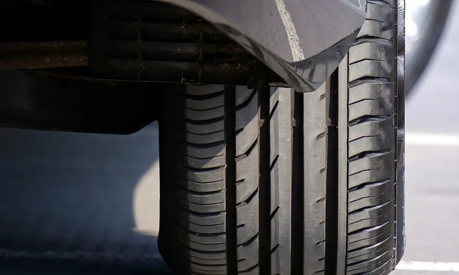 Εταιρία ελαστικών θέλει να βάλει 5G στις ρόδες των αυτοκινήτων μας