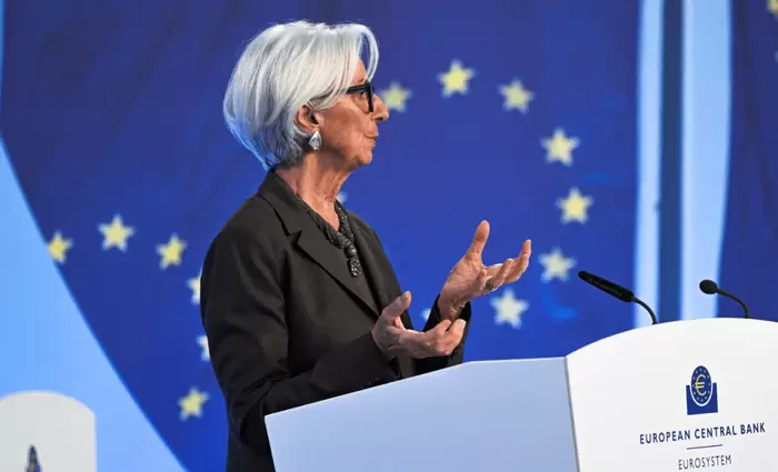 ΕΚΤ: Αμετάβλητα τα επιτόκια για έκτη συνεχόμενη συνεδρίαση - Τα σενάρια για τον πόλεμο