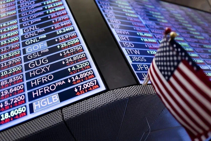 Νευρική η Wall Street εν μέσω φόβων για Ιράν, ομόλογα και Nvidia