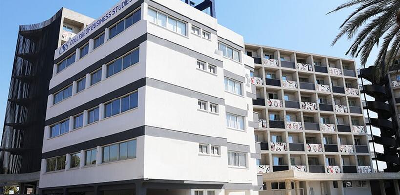 Υποτροφίες πέραν των €120 χιλ. από το CBS