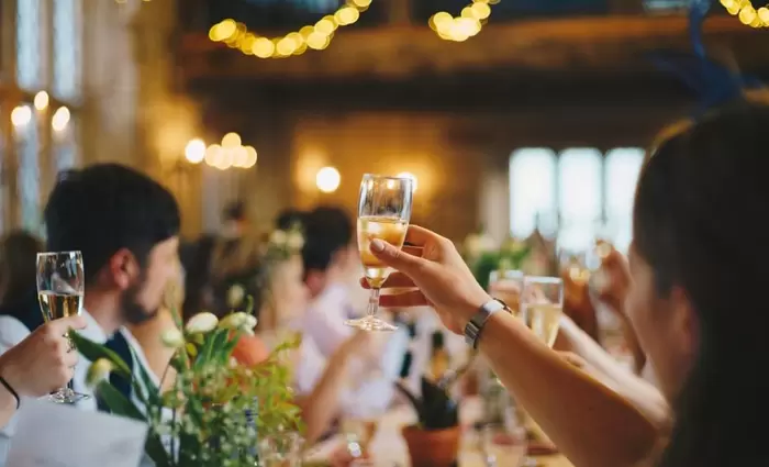 Ποιες χαλαρώσεις μέτρων αποφάσισε το Υπουργικό Συμβούλιο;