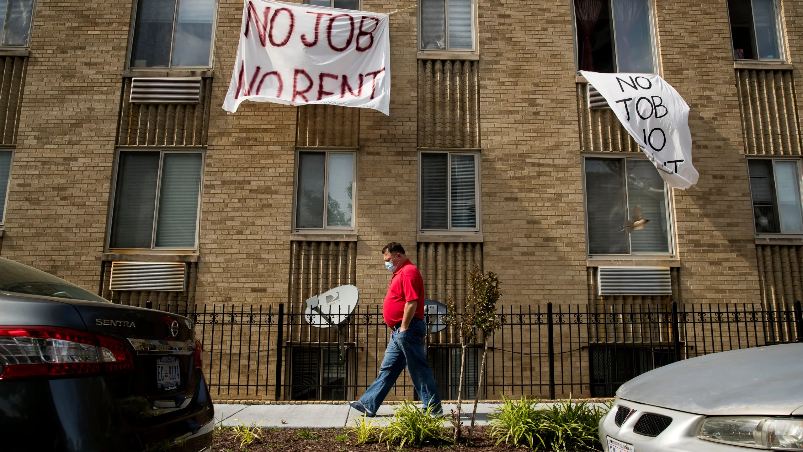 FT: Έρχεται τσουνάμι ανέργων μετά την κρατική στήριξη;