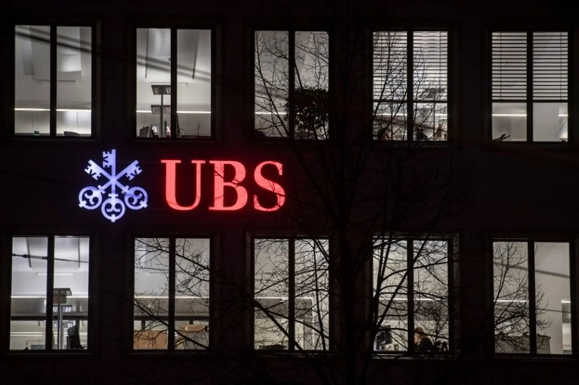 UBS: Η πολιτική, οι εκλογές στις ΗΠΑ και οι εύποροι επενδυτές