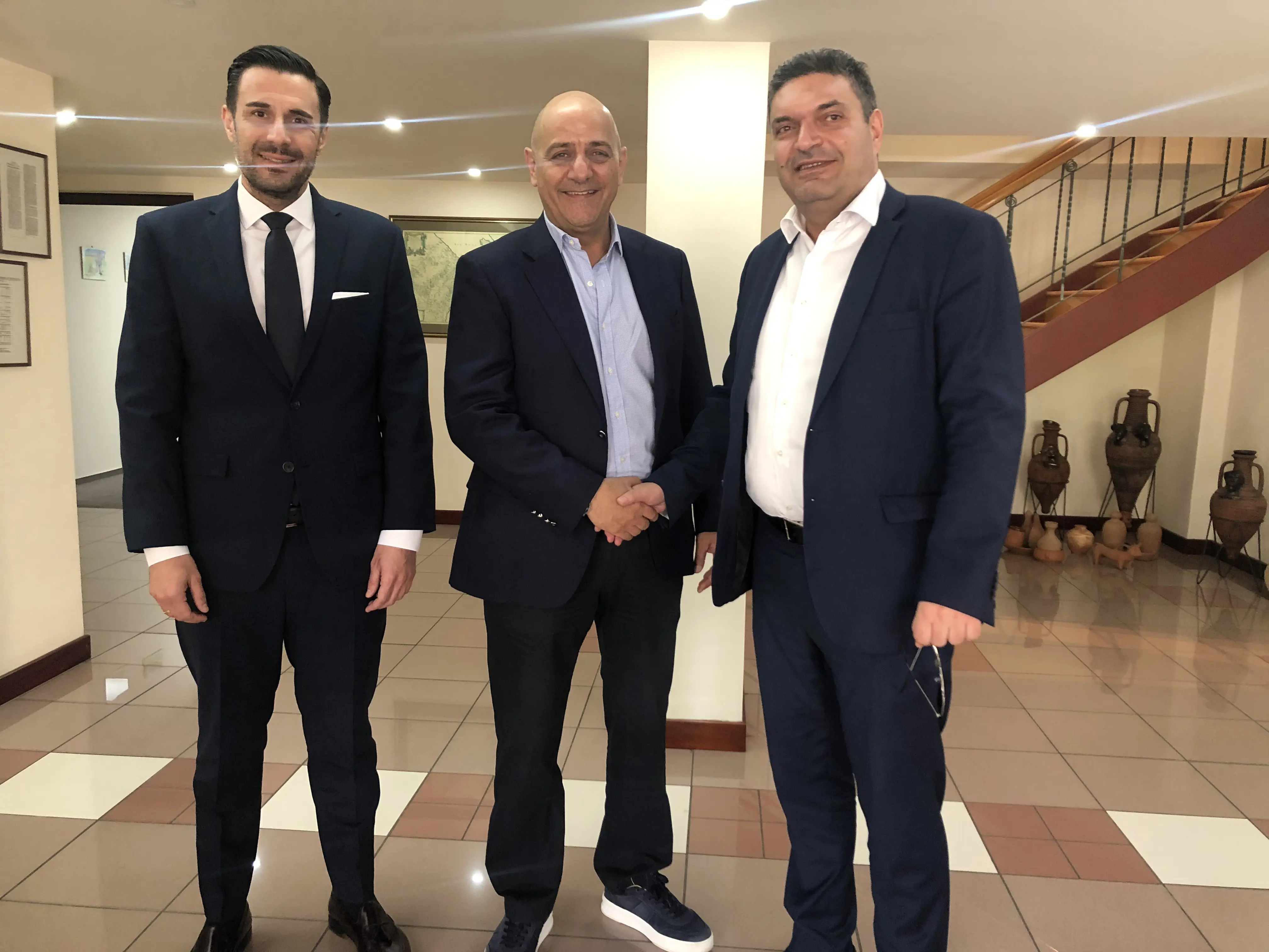 Ζητούν έγκαιρα μέτρα στον τουριστικό τομέα