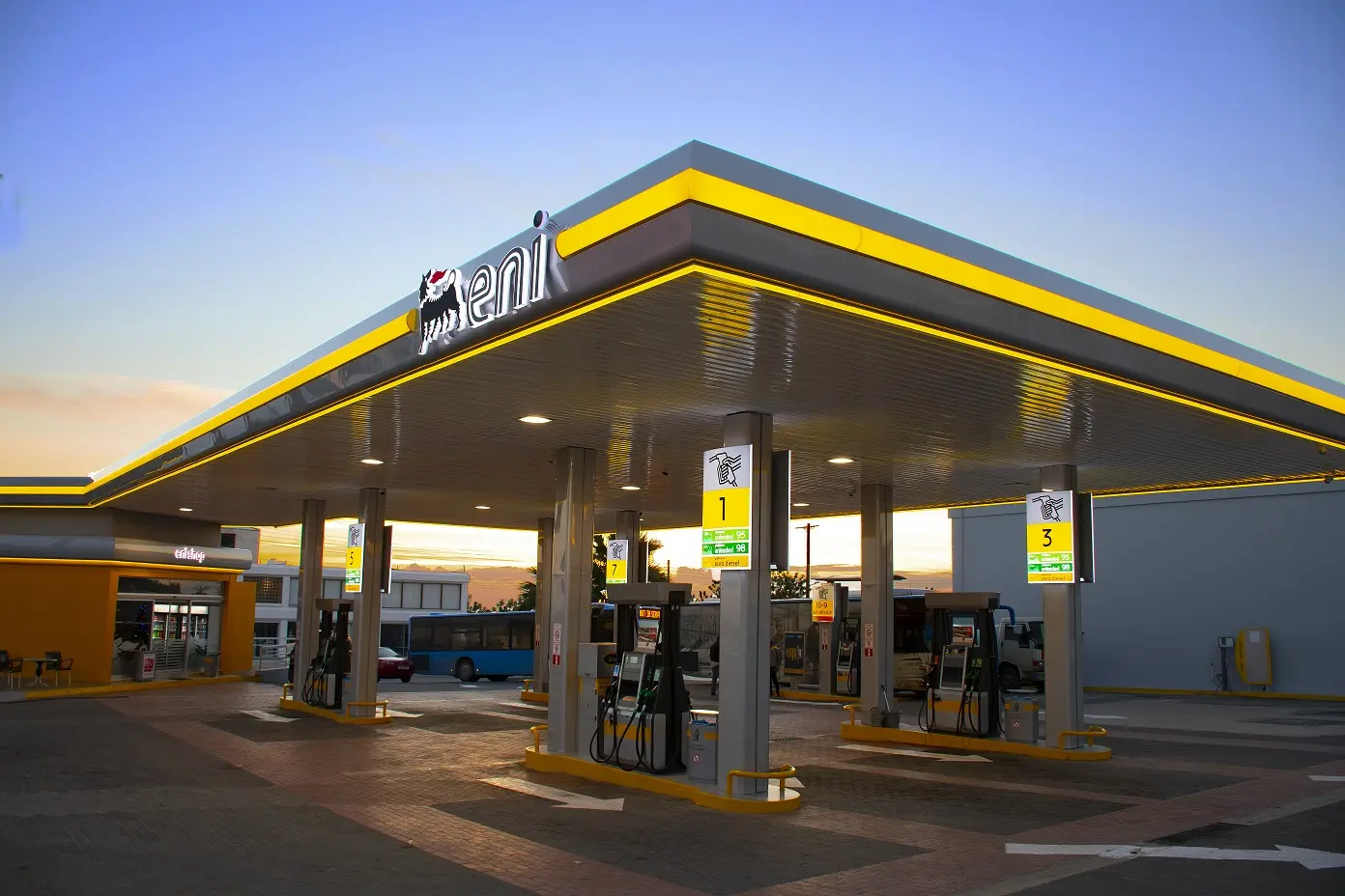 Νέο πρατήριο καυσίμων στην Πάφο άνοιξε η εταιρία ENI