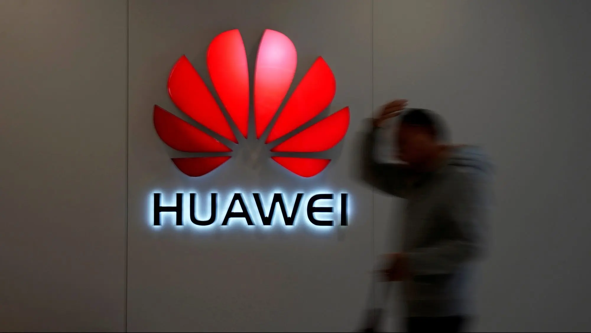 Η Huawei προσπέρασε εντυπωσιακά την Apple