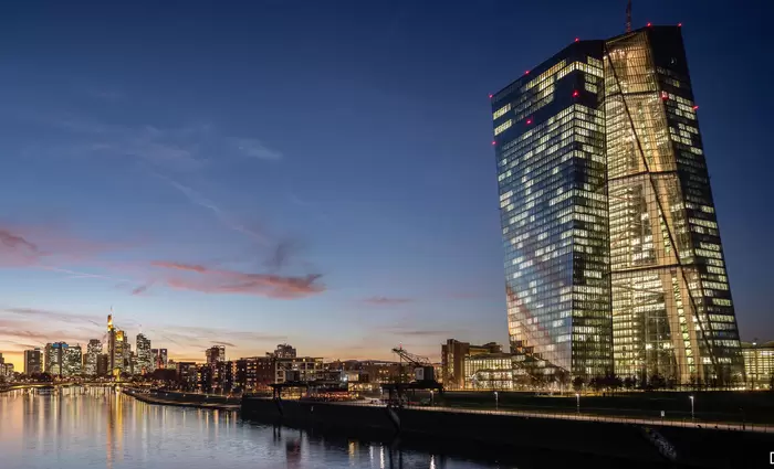 Οι παγίδες που φέρνουν μαζί τους τα μηδενικά επιτόκια