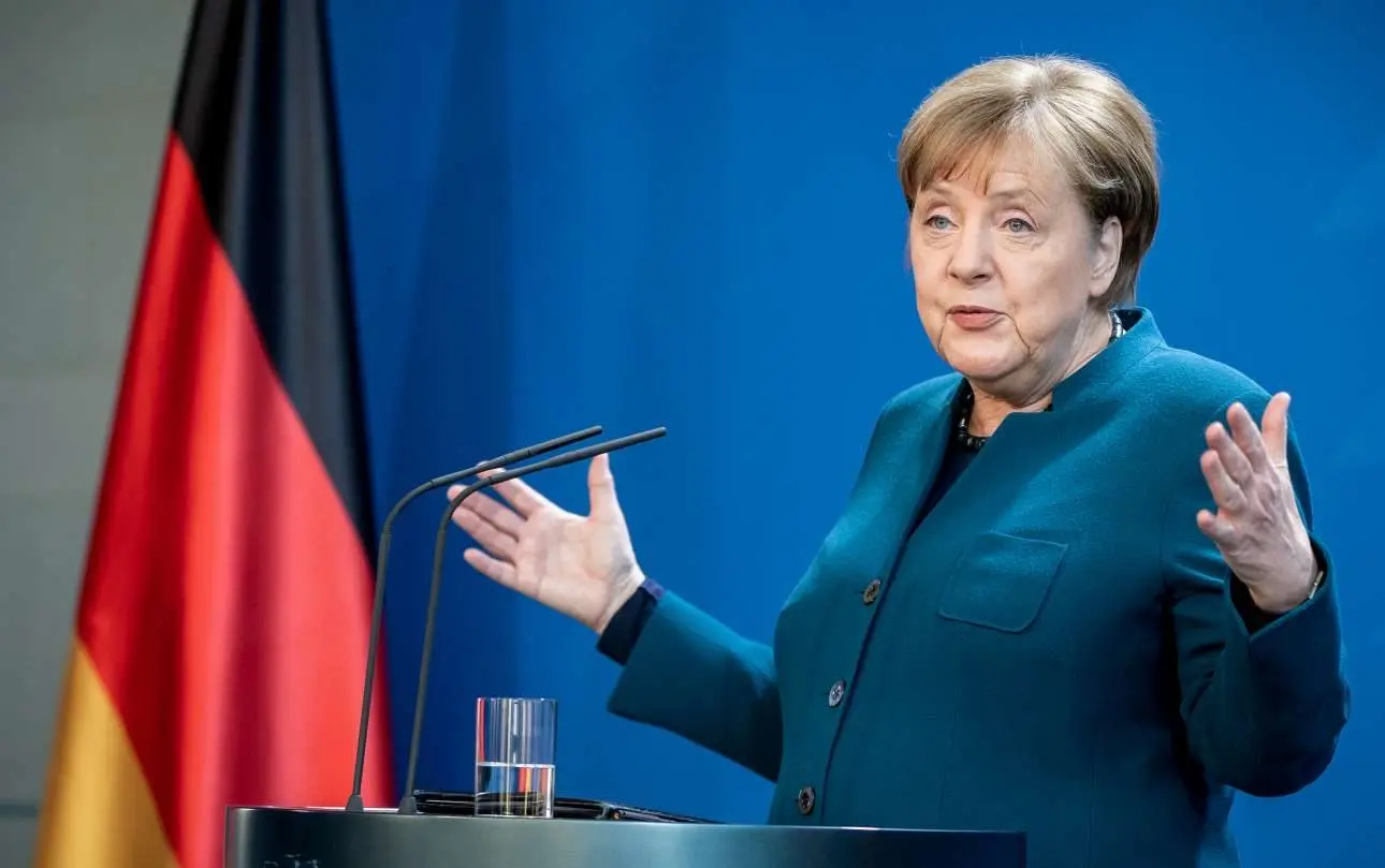 FT: Ιστορικές οι εκλογές στην Γερμανία για την διαδοχή της Μέργκελ