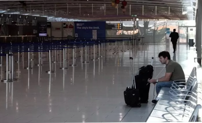 Βουτιά 94,7% στις αφίξεις τουριστών το Νοέμβριο