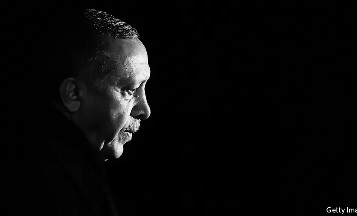 Economist: Στα άκρα ο Ερντογάν - Αναγνωρίζοντας τις οικονομικές πραγματικότητες