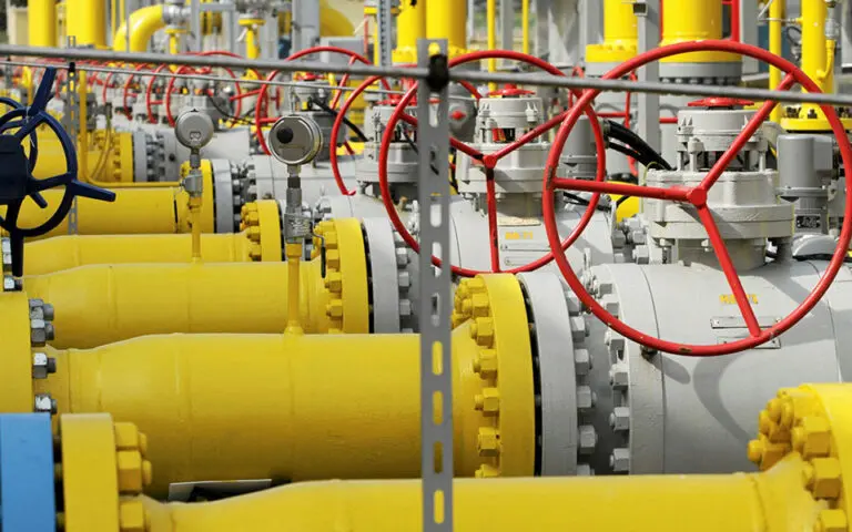 Η Πολωνία τερματίζει τη συμφωνία για την παραλαβή ρωσικού φυσικού αερίου