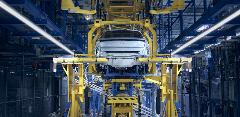 Η Ford εγκαινίασε και επίσημα το κέντρο ηλεκτρικών οχημάτων της Κολωνίας