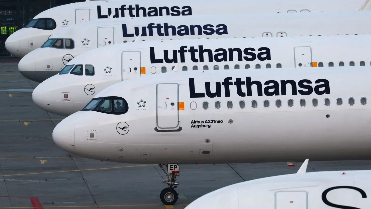 775 εκατ. δολάρια θα καταβάλει η Lufthansa για ακυρώσεις πτήσεων