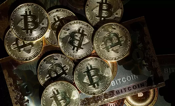 Συνεχίζει την επέλασή του το bitcoin - Έσπασε και το φράγμα των $71.000