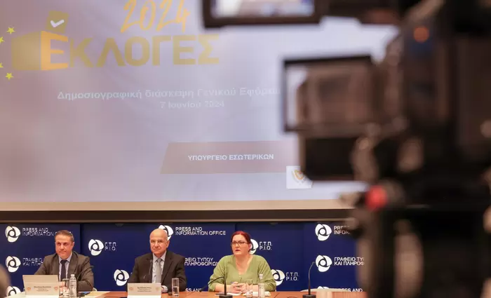 1 στους 4 προσήλθαν στις κάλπες μέχρι το μεσημέρι