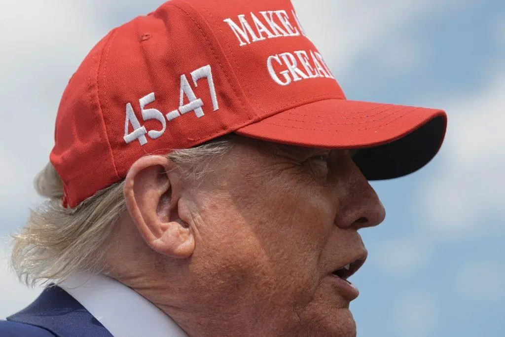 Τραμπ: Νέα επίθεση στην «κακομαθημένη» Ιαπωνία