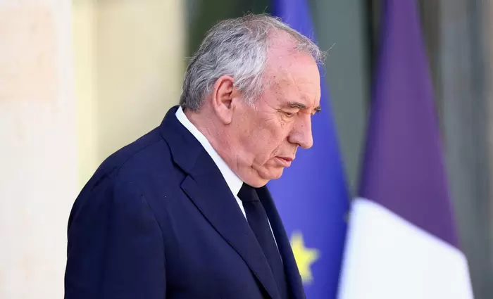 Γαλλία: Είναι η νέα Ιταλία, με μια ακόμη κυβέρνηση στα πρόθυρα της κατάρρευσης;