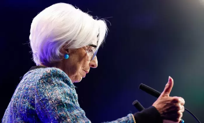 Αποχώρηση με νόημα της Λαγκάρντ από δείπνο στο Νταβός