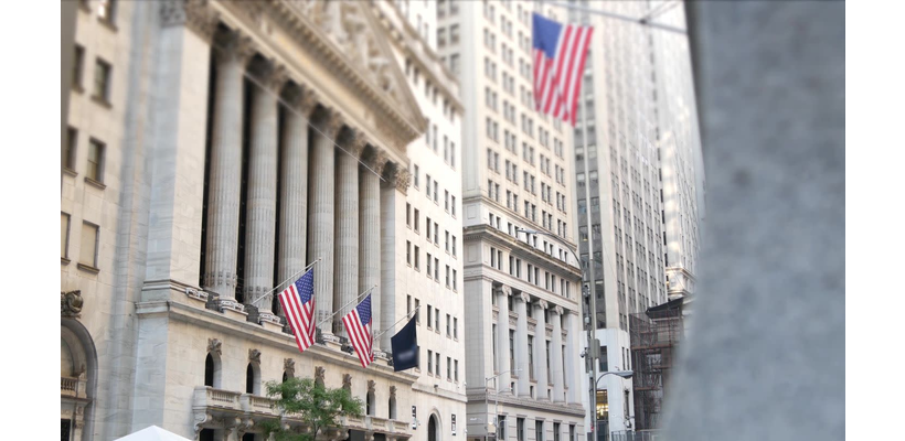 Wall Street: Το Ορμούζ, η τεχνητή νοημοσύνη και το νέο στοίχημα στις αγορές