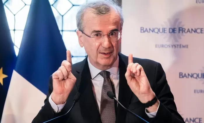 Βιλερουά ντε Γκαλό: Η Ευρωπαϊκή Κεντρική Τράπεζα δεν προβλέπει «ύφεση» στην ευρωζώνη