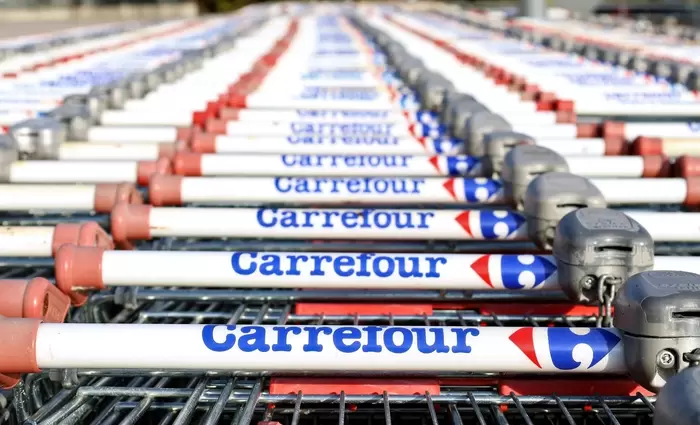 Carrefour: Η μάχη του γίγαντα του λιανεμπορίου για την ανάκτηση των επενδυτών