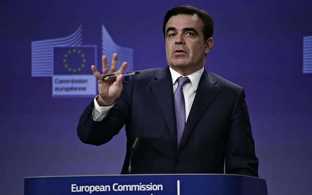 Έντονη αντίδραση Σχοινά για το σήμα 