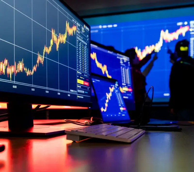 Capital Economics: Η «ειρωνεία» πίσω από το παγκόσμιο ξεπούλημα στα ομόλογα – Οι 4 οικονομίες που απειλούνται με κρίση