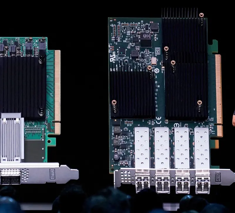 Τζον Τέρνους: Ποιος είναι ο νέος CEO της Apple που διαδέχεται τον Τιμ Κουκ στην εποχή της AI – Το μεγάλο ατού του