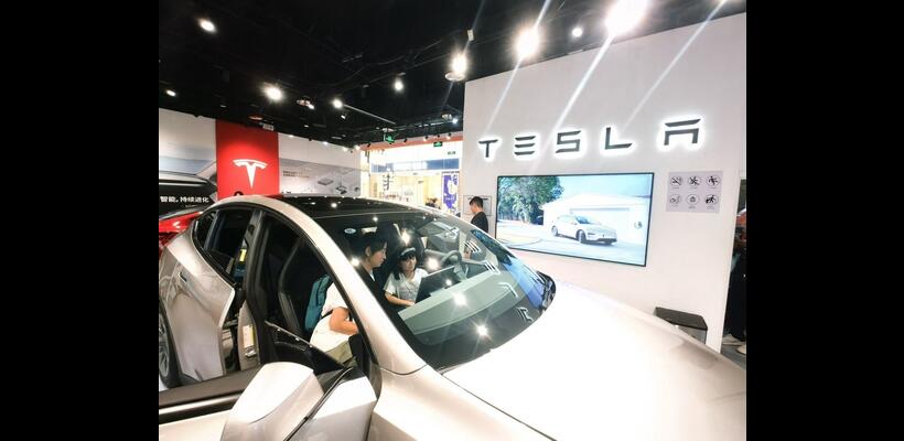 Tesla: Γιατί ανακαλεί 3 εκατομμύρια ηλεκτρικά οχήματα στην Κίνα