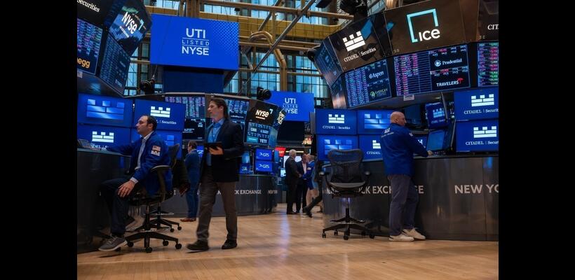Πιέσεις στη Wall Street καθώς επανέρχονται οι αμφιβολίες για τον πόλεμο ΗΠΑ-Ιράν