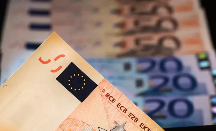 Στα €1,73 δισ. ο νέος δανεισμός το εξάμηνο - Eπιβράδυνση στα στεγαστικά