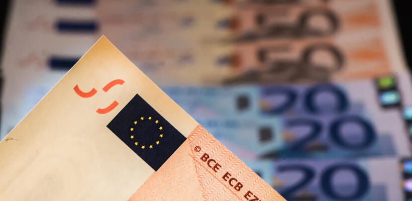 Στα €1,73 δισ. ο νέος δανεισμός το εξάμηνο - Eπιβράδυνση στα στεγαστικά