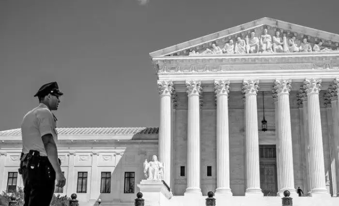 Μυστική νομική μάχη απέναντι σε δημοσιογράφους των New York Times