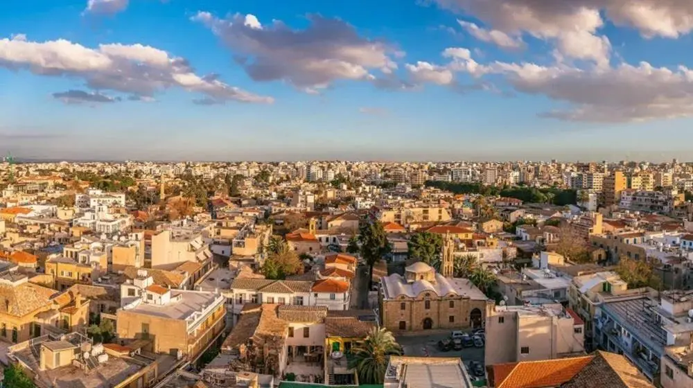 Ξανά στο τραπέζι η αγορά γης από αλλοδαπούς – Σπρώχνει για νομοσχέδιο η Βουλή
