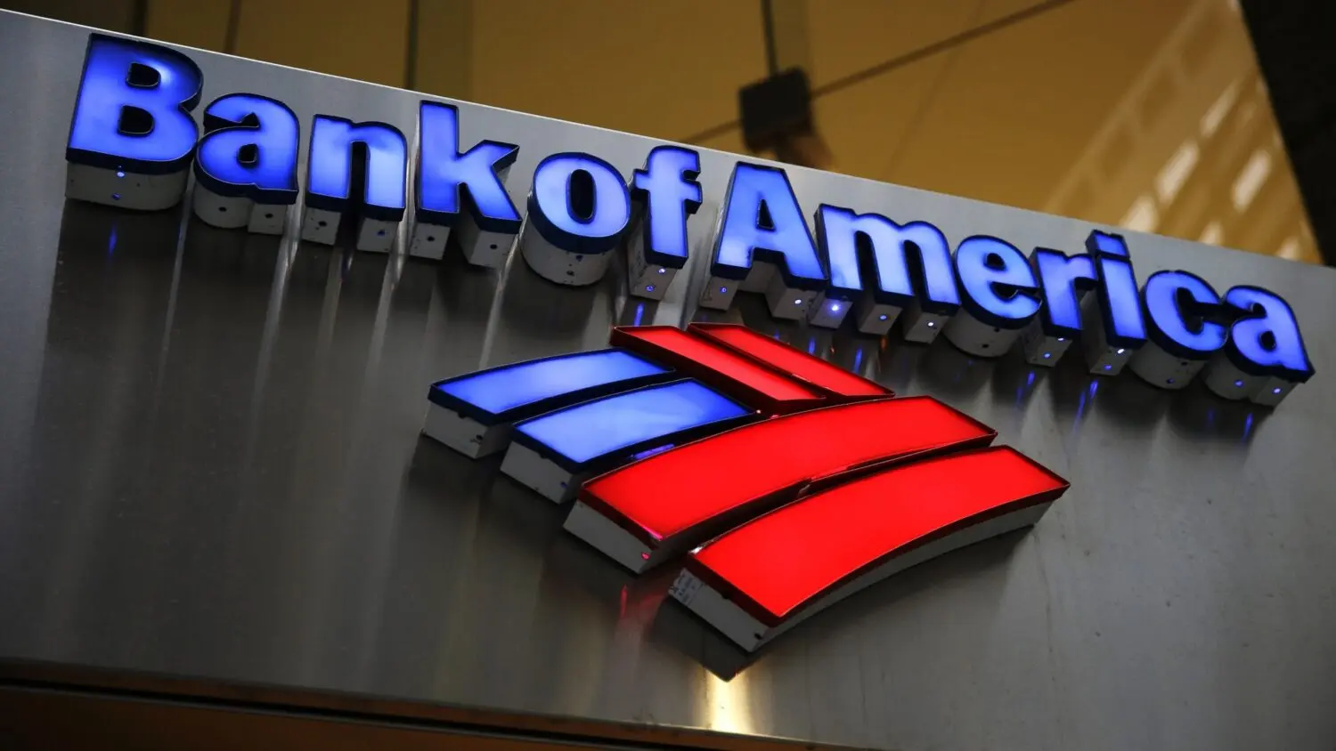 BofA: Ευρώπη και ΗΒ ακολουθούν διαφορετικούς δρόμους στη χρηματοδότηση των μικρομεσαίων επιχειρήσεων