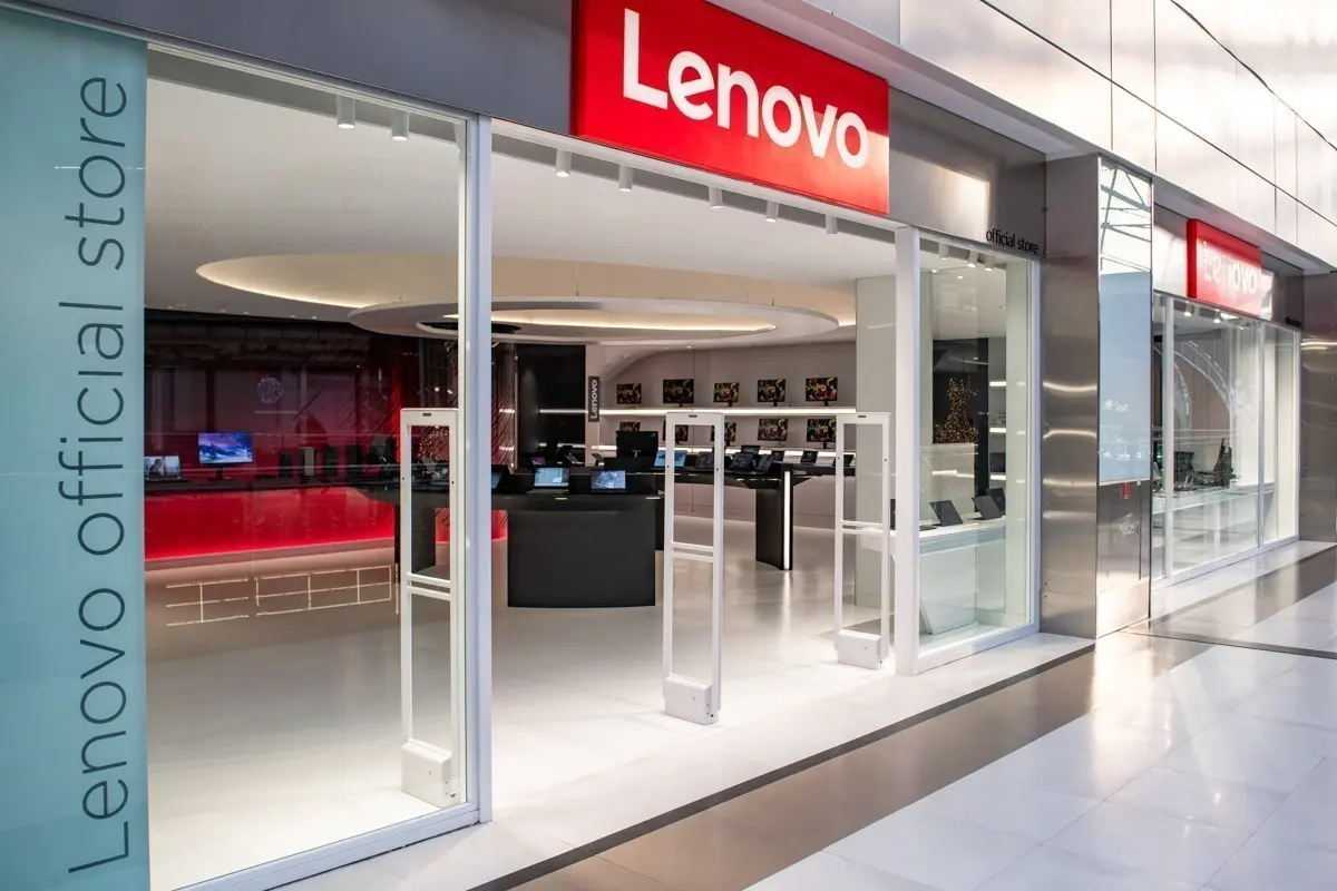 Lenovo: Άλμα 15% στη μετοχή μετά τα ιστορικά κέρδη και την έκρηξη των εσόδων στα 21,6 δισ. από AI