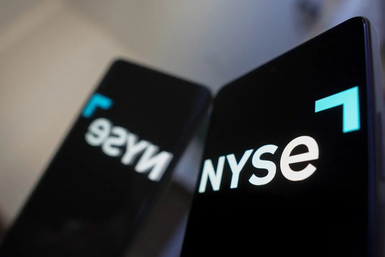 Wall Street: Ισχυρές πιέσεις στις τεχνολογικές μετοχές με Meta και Tesla στο επίκεντρο