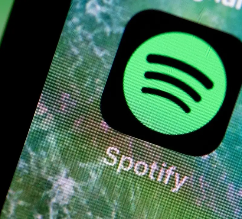 Έσοδα €5 δισ. και 788 εκατ. χρήστες για Spotify – Η διαφήμιση υστερεί, νέα στοιχήματα στην AI