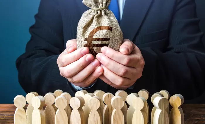 Κατά 2.44% αυξάνεται η ΑΤΑ - Πώς διαμορφώνονται οι μισθοί (ΠΙΝΑΚΕΣ)