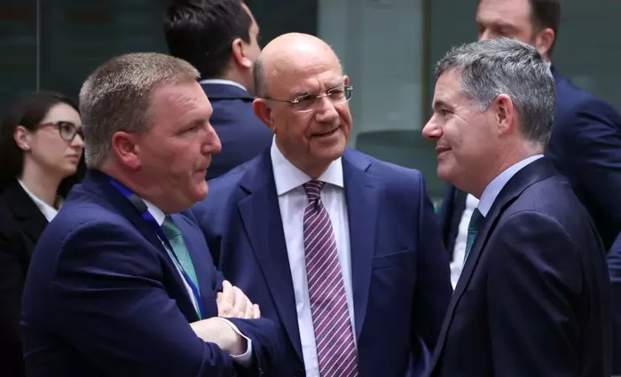 Στο Λουξεμβούργο ο ΥΠΟΙΚ - Θα συμμετάσχει σε Eurogroup και Ecofin